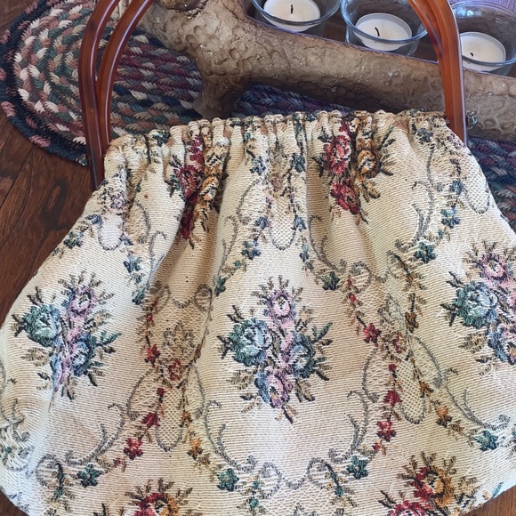 Vintage floral embroidered bag - Picture 4 of 5